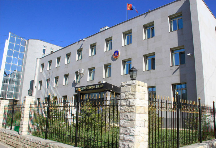 Мөрдөгчдийн ажлын хэсэг 135 хүнээс мэдүүлэг авч, 30 дансны зарлагын гүйлгээг хязгаарлаж, 2 хүнийг яллагдагчаар татан шалгаж байна